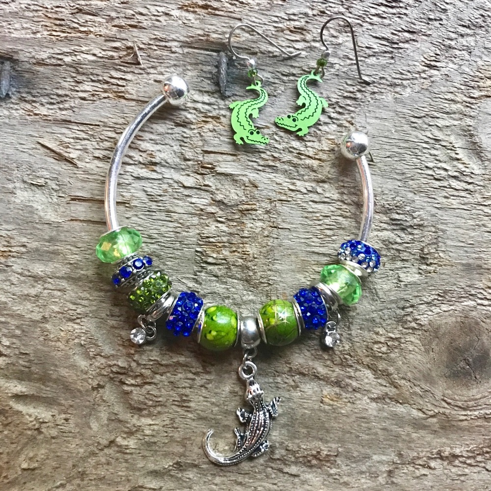 Florida gators bracelet and earrings, gators bracelet, UF gators earrings, gator - Picture 3 of 8